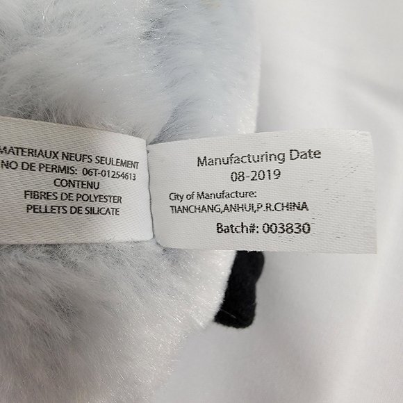 The Petting Zoo Baby Penguin Plush Very Soft 9 Inches 2019 - Picture 7 of 7
